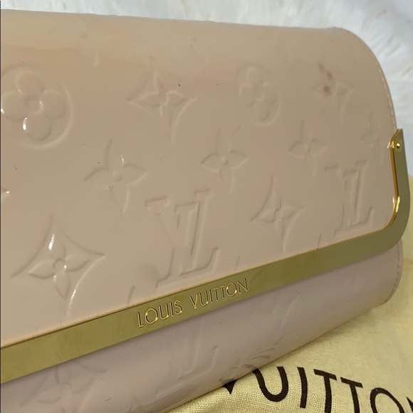 Authentic Louis Vuitton Rossmore MM Vernis Rose - Picture 4 of 15